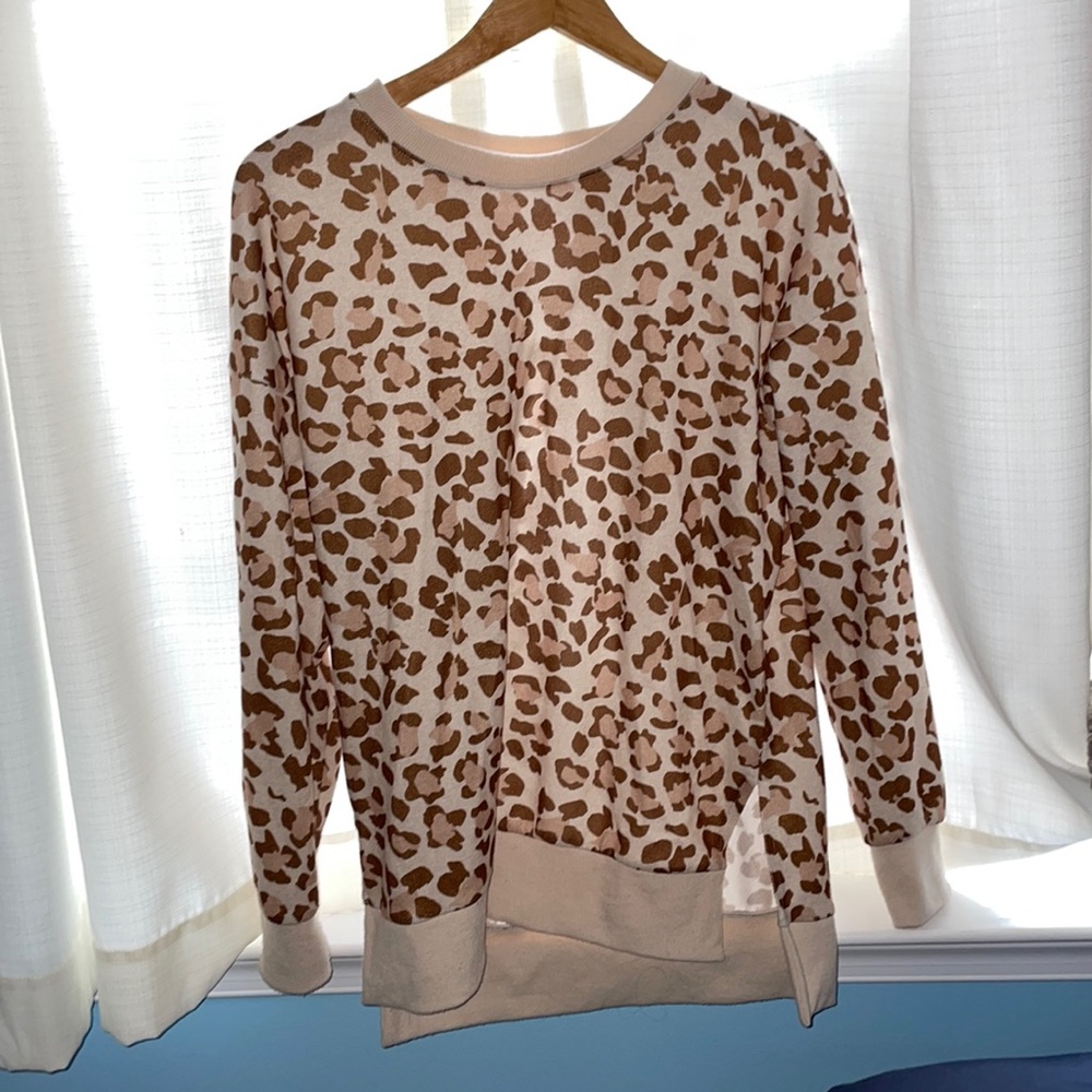 Cheetah long sleeve